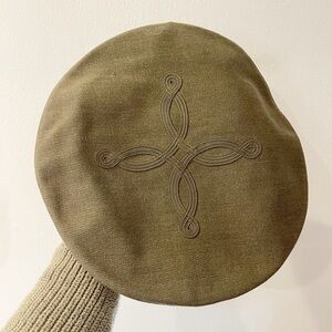 Cool Vintage Vietnam Era Green Military Beret